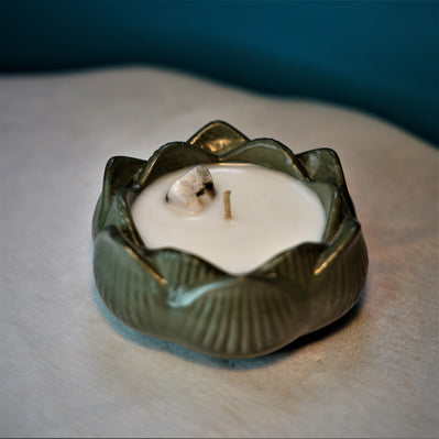 Lotus Candle
