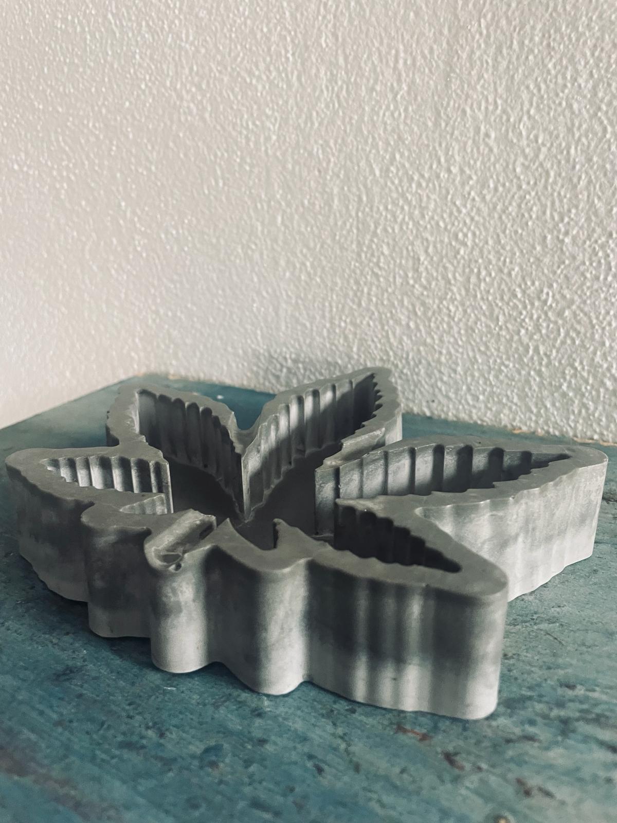 Cannabis Leaf Ashtray